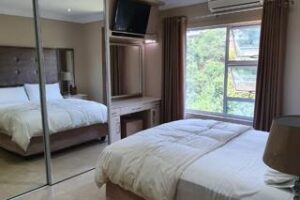 5bed Illovo Beach,12